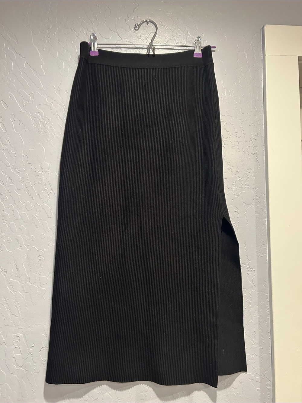 Lucky Brand Black Ribbed Midi Skirt with Side Slit
